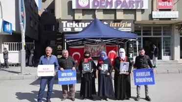 Aileler PKK Kaçırdığı Çocukları İçin Eylemde