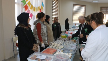 İhtiyaç Sahibi Öğrencilere Kermes