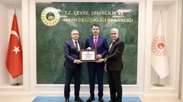 Bakan Kurum'a Fahri Hemşehrilik Beratı