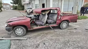 Bafra'da Kamyon-Pikap Çarpışması: 2 Yaralı