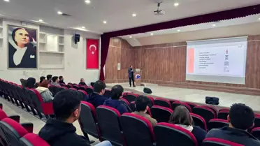 Talas Belediyesi'nden Üniversite Öğrencilerine Yönelik Oryantasyon Semineri