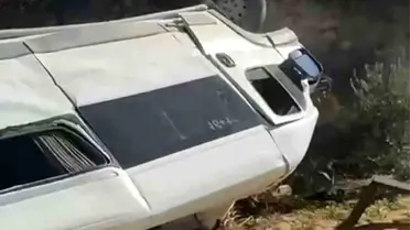 Hatay'da Uçurumdan Yuvarlanan Servis Yaraladı