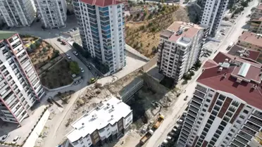 Ankara'da İnşaatta Toprak Kayması nedeniyle Bina Boşaltıldı