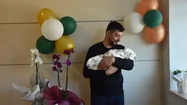 Gümüşhane'de 5 kg 150 gr Bebek Dünya'ya Geldi