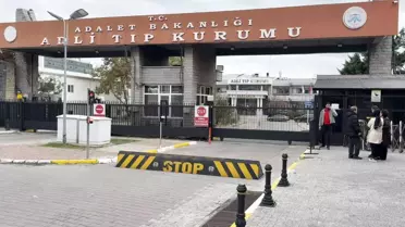 Çekmeköy'de İETT Otobüsü Kaza Yaptı