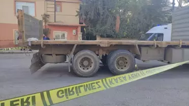 Kamyon-Motosiklet Çarpışması: 1 Ölü, 1 Yaralı