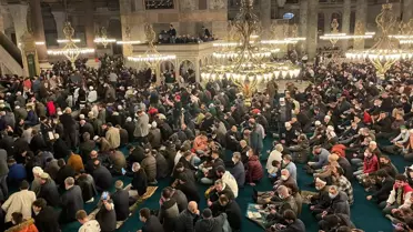 İstanbul'da liselere 'cuma namazı' talimatı