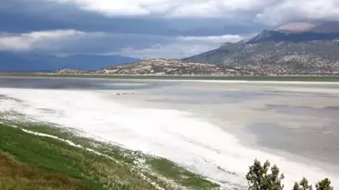 Eğirdir Gölü'nde Su Seviyesi Kritik Düşüş