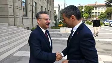 Uşak Valisi Aktaş, Eskişehir'de Vali Aksoy'u Ziyaret Etti