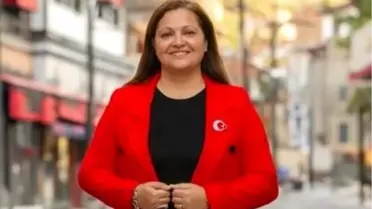 CHP'li Başkan Burcu Köksal, İddiaları Yalanladı: 'Partimden Gitmeyeceğim'