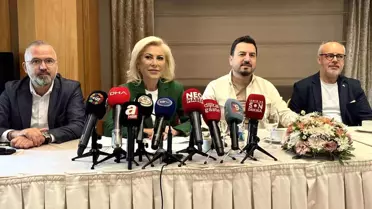 AK Parti Milletvekili Şebnem Bursalı, İzmir'de Basın Mensupları ile Buluştu