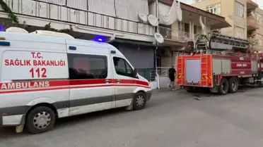 Antalya'da Yangın Çıkan Evde Kuş Kurtarıldı