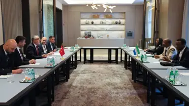 Işıkhan ve Swarey Doha'da Görüştü