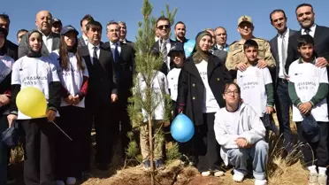 Bitlis'te Fidan Dikme Şenliği
