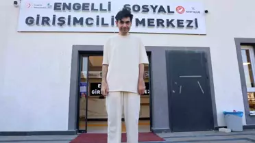 Depremzede Genç 3 Yıl Sonra Dışarı Çıktı