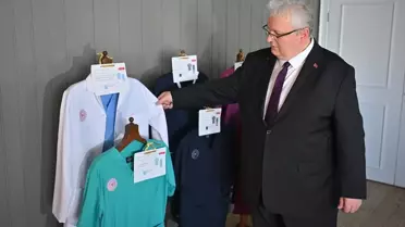 Sağlık çalışanlarının kıyafetlerinde yeni dönem