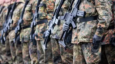 Savaş hazırlığı mı? Teyakkuza geçen Avrupa ülkesi asker sayısını 2 katına çıkarıyor