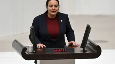 İYİ Partili Türkeş, Kurtulmuş'un Kürtçe konuşmasına tahammül edemedi! Yaptığı çağrı skandal