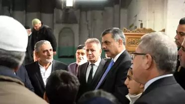 Vali Çiftçi, Taş Camii'nde Cuma Namazı Kıldı
