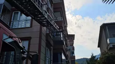 Cide'de Yaşlı Kadın Evinde Ölü Bulundu