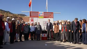 Bakan Bayraktar: Kendi petrolünü, doğal gazını üreten Türkiye, çok daha güçlü bir ülke olacak (2)