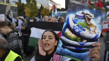 Berlin'de Filistin İçin Gösteri