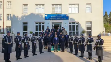 Vali Sözer Jandarma Komutanlığı'nı Ziyaret Etti
