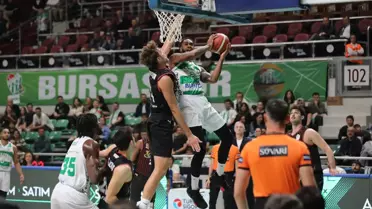 Bursaspor Basketbol, Glint Manisa'yı Yendi