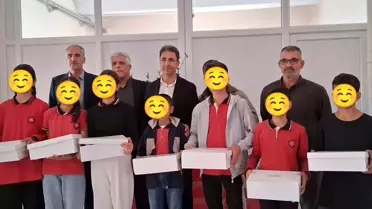 Çermik'te 300 Öğrenciye Ayakkabı Yardımı