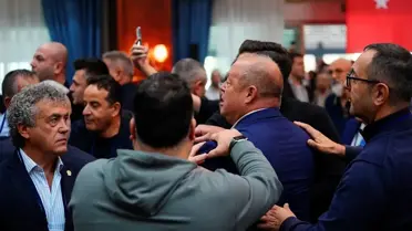 Fenerbahçe'de Divan Toplantısında Tartışma