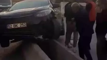 Iğdır'da Refüj Çalışması Kazaya Neden Oldu