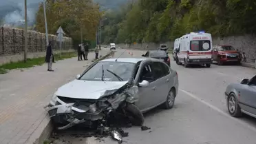 İnebolu'da Trafik Kazası: 4 Yaralı