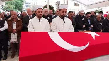 Türk sinemasının usta ismi Arif Erkin Güzelbeyoğlu son yolculuğuna uğurlandı