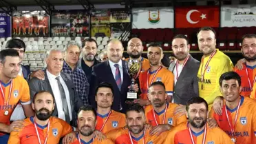 Şanlıurfa Masterler Turnuvası'nda Şampiyon Yıldızlar Takımı