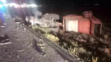 Karapınar'da Tır Traktöre Çarptı, Sürücü Yaralandı