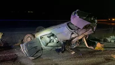 Adıyaman'da Otomobil Şarampole Devrildi, 4 Yaralı