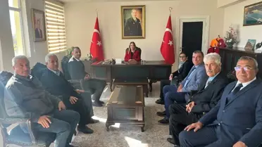 Kaymakam Yılmaz'dan Muhtarlara Kutlama