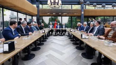 Bakan Fidan, Filistin'e Yardımcı STK'larla Görüştü