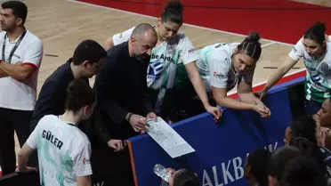 Nesibe Aydın, Çanakkale'yi Geçti