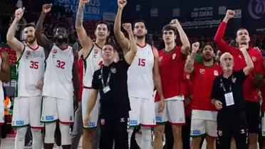 Karşıyaka, Anadolu Efes'i Ağırlıyor