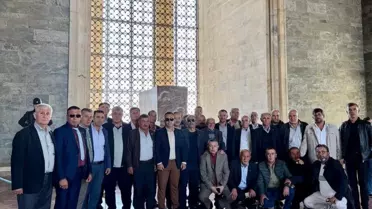 Lapseki Muhtarları Anıtkabir'i Ziyaret Etti