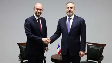 Fidan, Lüksemburg'da Fransa ile Görüştü