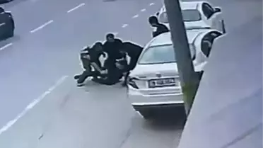 Bursa'da Drift Yapan Sürücü Polise Saldırdı