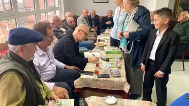 Kadir Sabuncuoğlu Kitap İmzaladı
