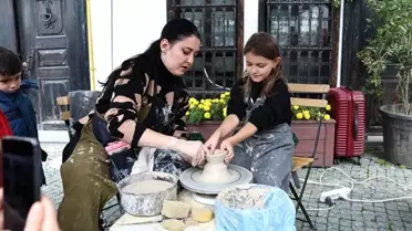 Kütahya'da Yöresel Lezzetler ve El Sanatları Etkinliği Büyük İlgi Gördü