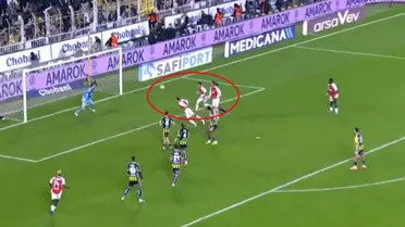 Ofsayt mı değil mi? Ünlü yorumcular ülkeyi ikiye bölen pozisyonda hemfikir oldu