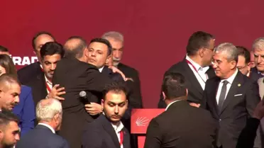 CHP 39. Olağan İstanbul İl Kongresi Gerçekleşti, Özgür Çelik Yeniden İl Başkanı Seçildi