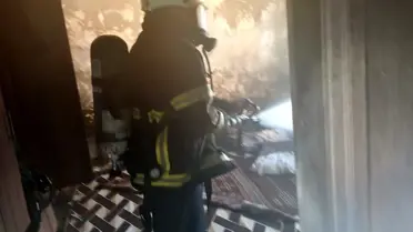 Hatay'da Yangın: Müstakil Ev Kullanılamaz Hale Geldi