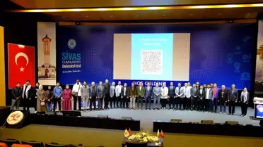 Sivas Cumhuriyet Üniversitesinde ilk ders 'Gazze' teması ile yapıldı