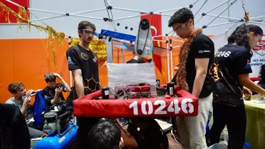 Ümraniye Robot Yarışları Finale Ulaştı